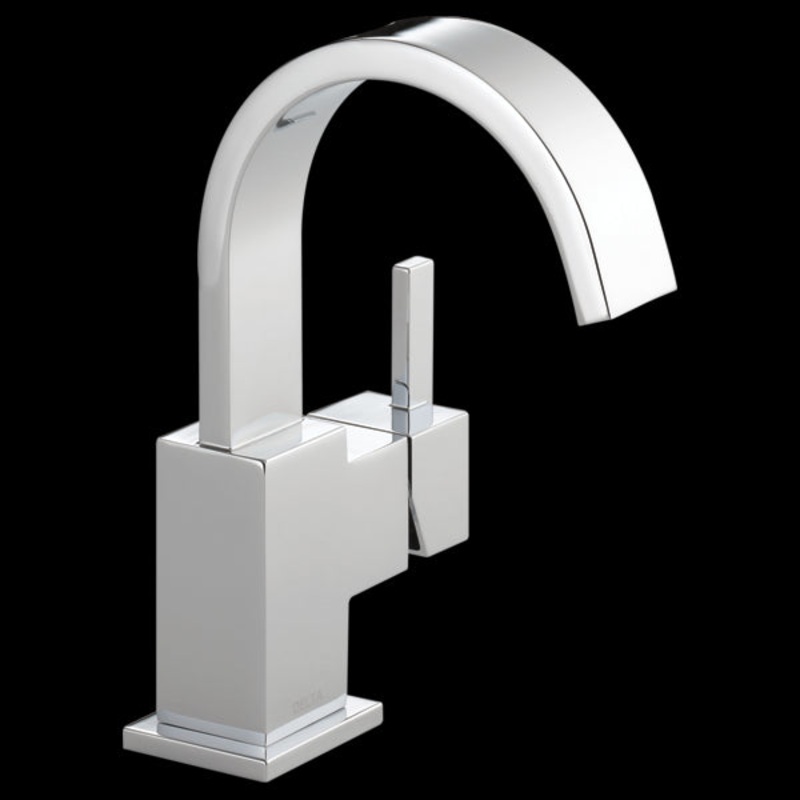 Delta 553LF Single Handle Bathroom Faucet