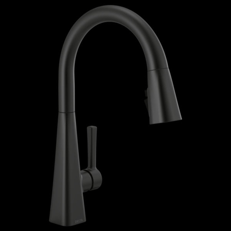 Delta 19802Z-DST Single-Handle Pull-Down Kitchen Faucet