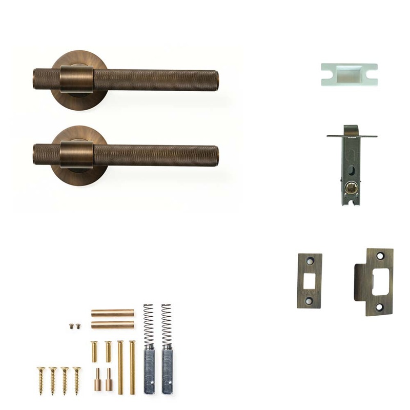Momo Belgravia Knurled Lever Passage Set – Bronze