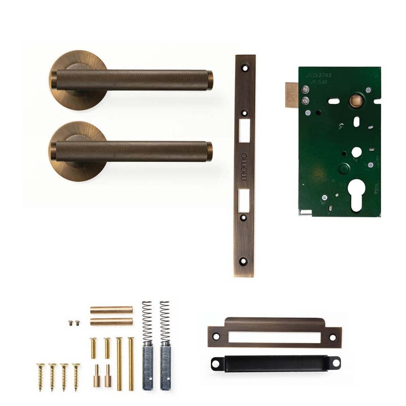 Momo Bellevue Knurled Lever Mortice Passage Set – Bronze