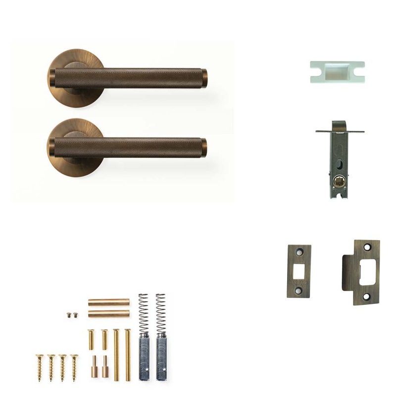 Momo Bellevue Knurled Lever Passage Set – Bronze