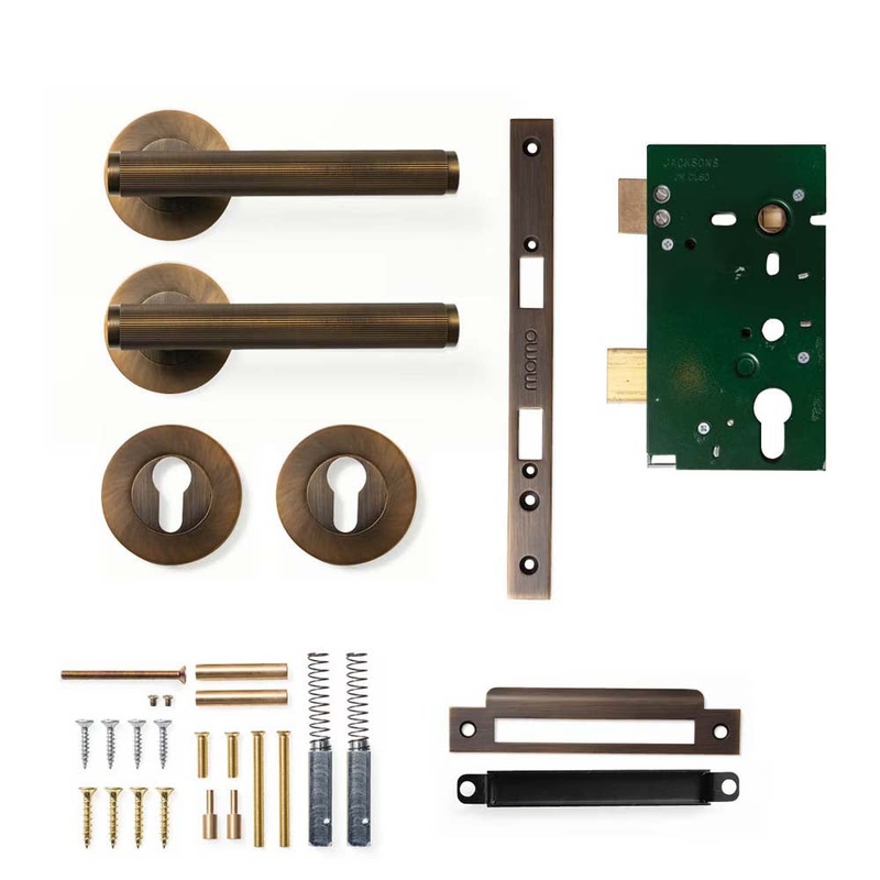 Momo Bellevue Lined Lever Mortice Entrance Set – Bronze