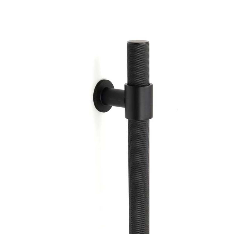Momo Belgravia Knurled Door Pull With Back To Back Fixing 416mm Matt Black