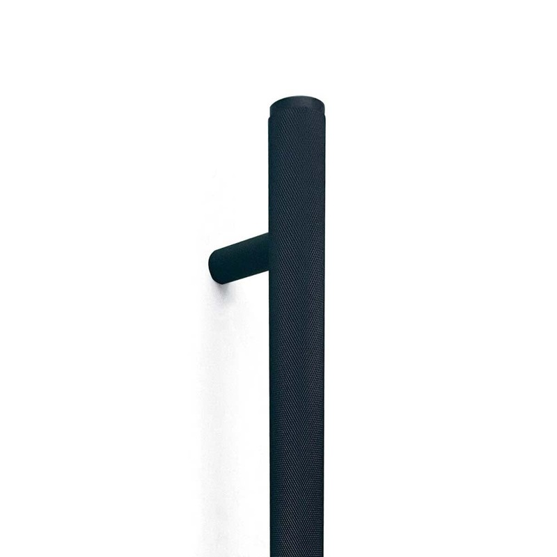 Momo Bellevue Knurled Door Pull With Back To Back Fixing 416mm Matt Black
