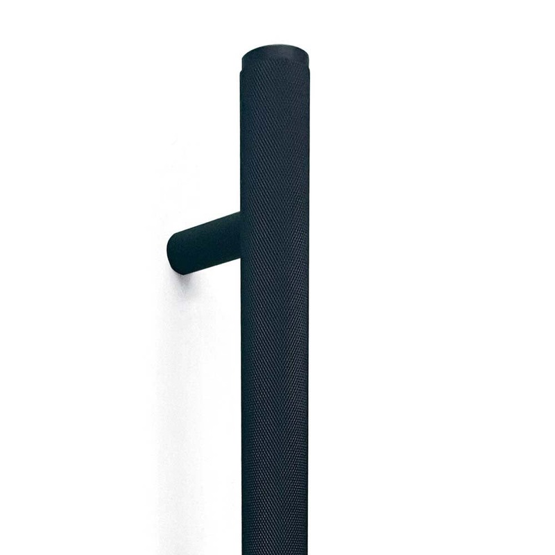Momo Bellevue Knurled Entry Pull Handle Matt Black