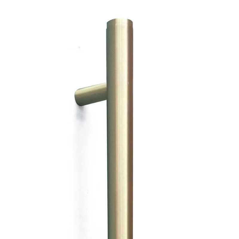 Momo Bellevue Plain Entry Pull Handle Brushed Satin Brass