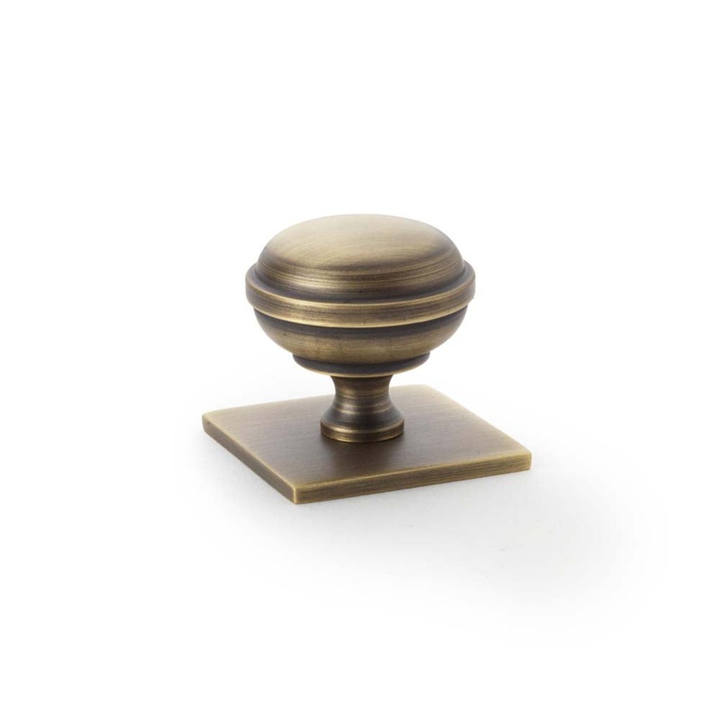 Hastings 34mm Knob on Backplate Aged Brass
