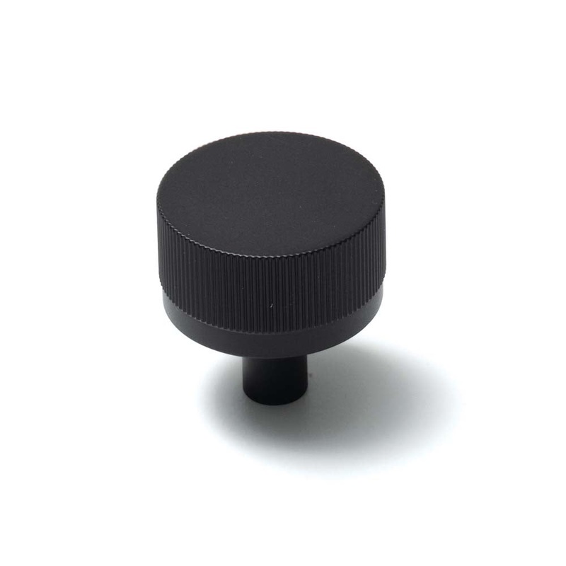 Momo Bellevue 35mm Solid Brass Lined Knob Matt Black