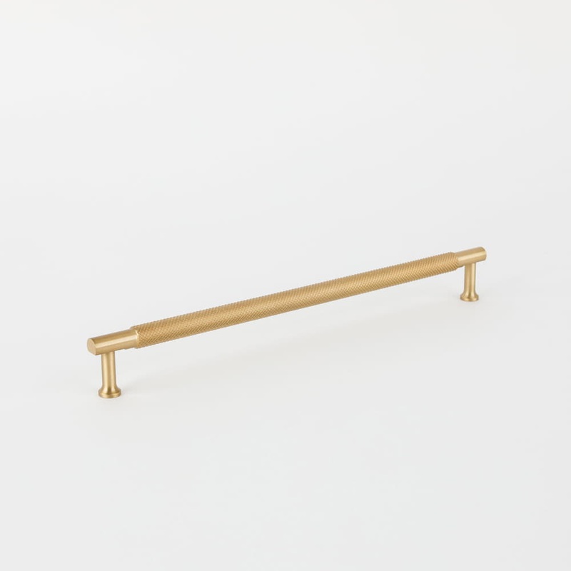 New Yorker Handle 256MM Burnished Brass