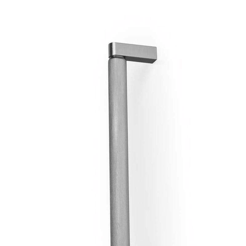 Momo Brooklyn Big D Handle 1056mm Black Titanium