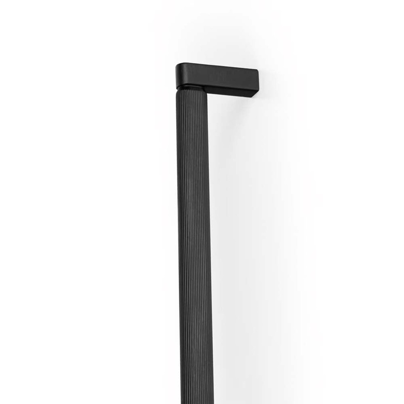 Momo Brooklyn Big D Handle 1056mm Brushed Black