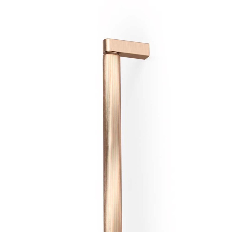 Momo Brooklyn Big D Handle 1056mm Brushed Dark Brass