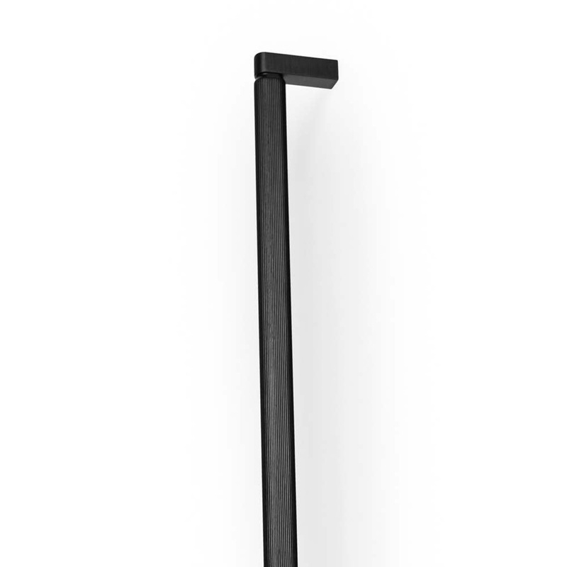Momo Brooklyn D Handle 1056mm Brushed Black