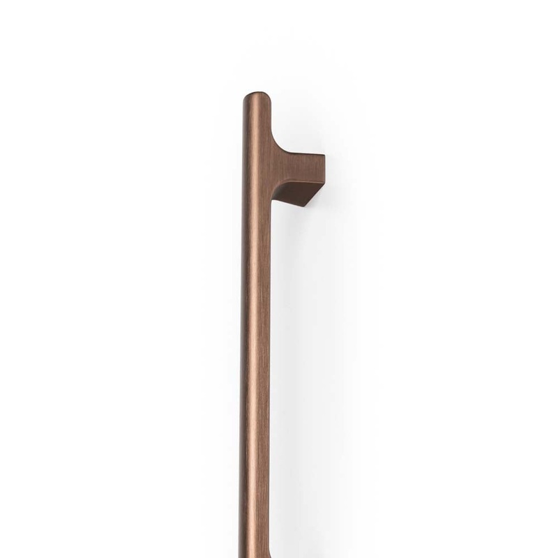 Momo Hinoki Big D Handle 416mm Brushed Bronze