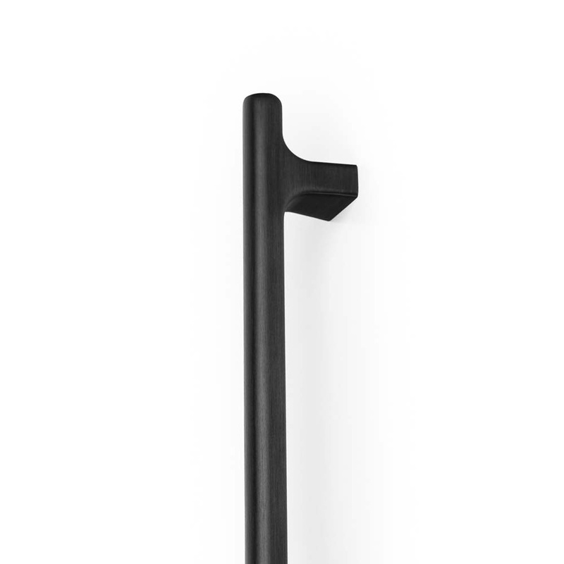 Momo Hinoki Big D Handle 832mm Brushed Black