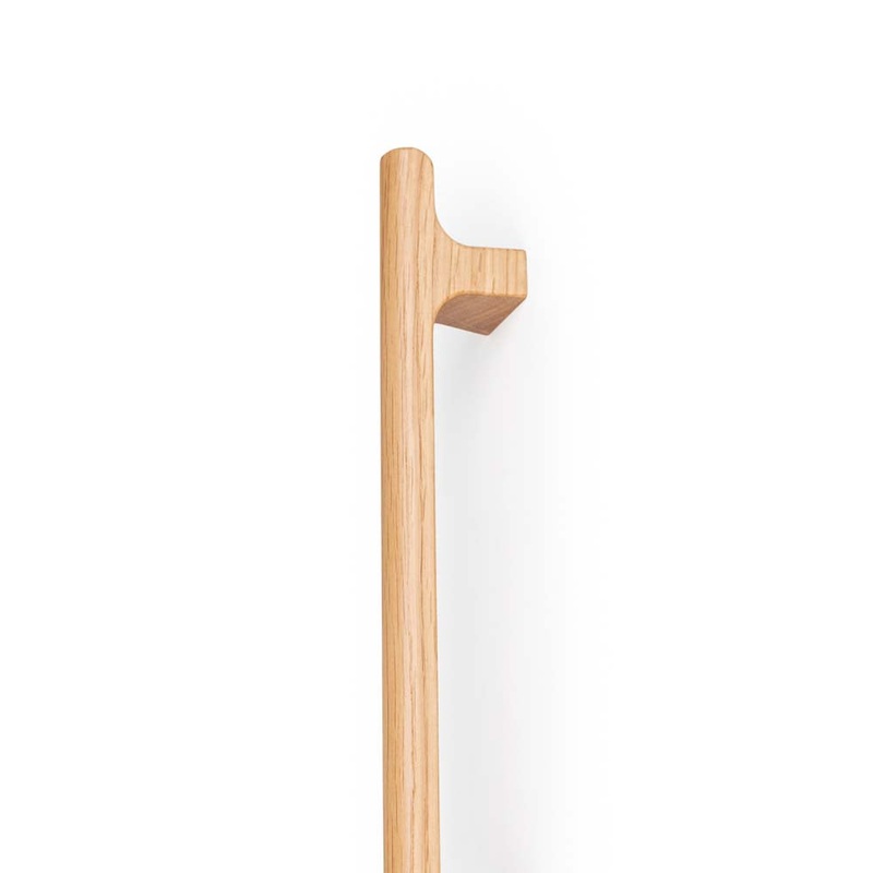 Momo Hinoki Wood Big D 416mm Handle Oak