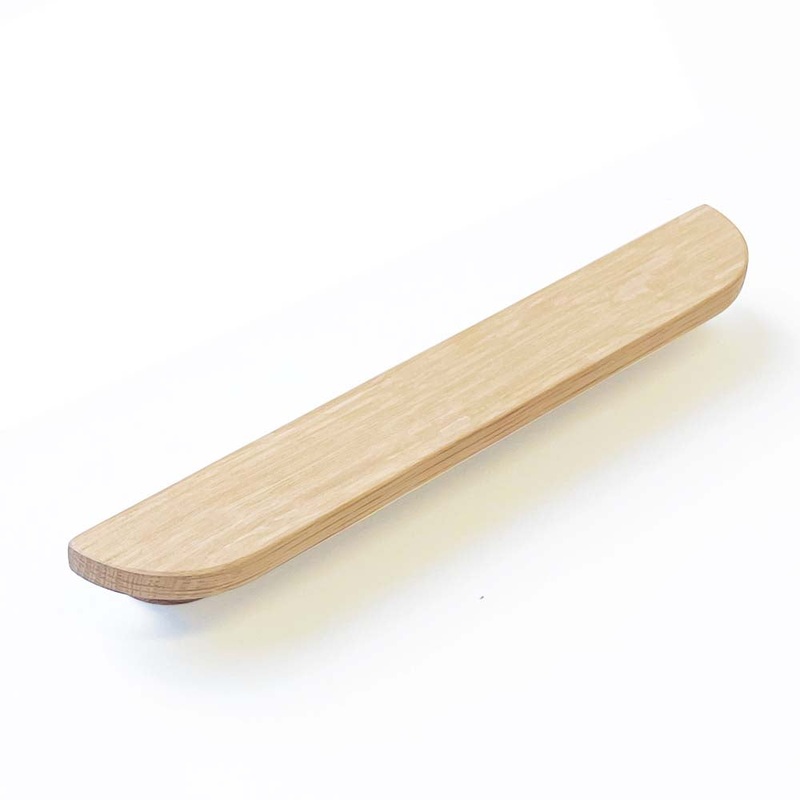 Momo Sydney Timber Pull Handle 200mm American Oak Raw